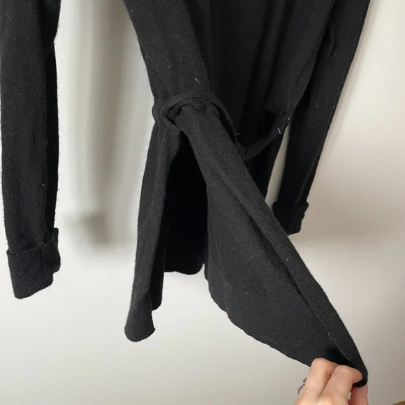 Tahari  100% Extra Fine Merino Wool Turtleneck Tie Sweater w/ Slit Black Medium - Picture 2 of 4